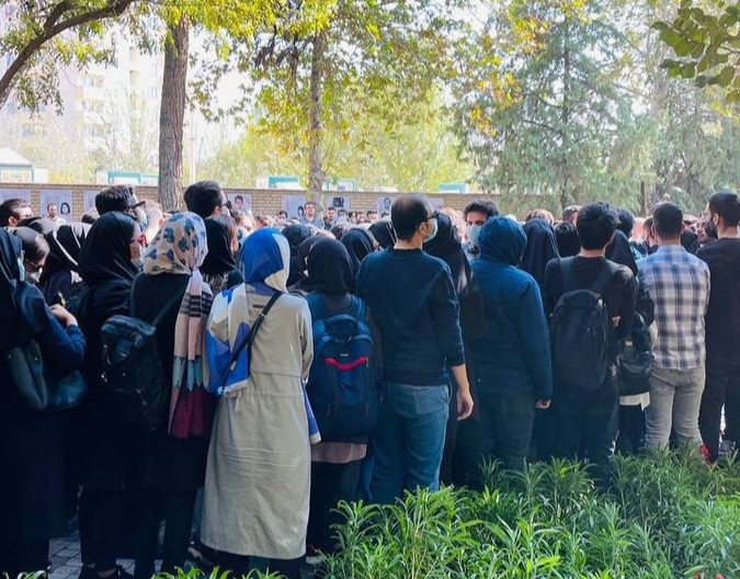 حکومت ایران حمایت نسل چهارم انقلاب را از دست داده است