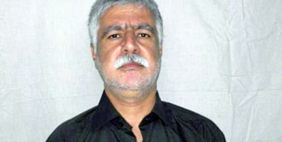 وکیل محمد نظری: «موکلم برخلاف قانون در زندان است» وکیل محمد نظری: «موکلم برخلاف قانون در زندان است»